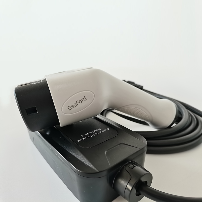 欧标充电枪 新能源汽车欧标充电枪 欧标枪头 电动汽车充电枪7KW